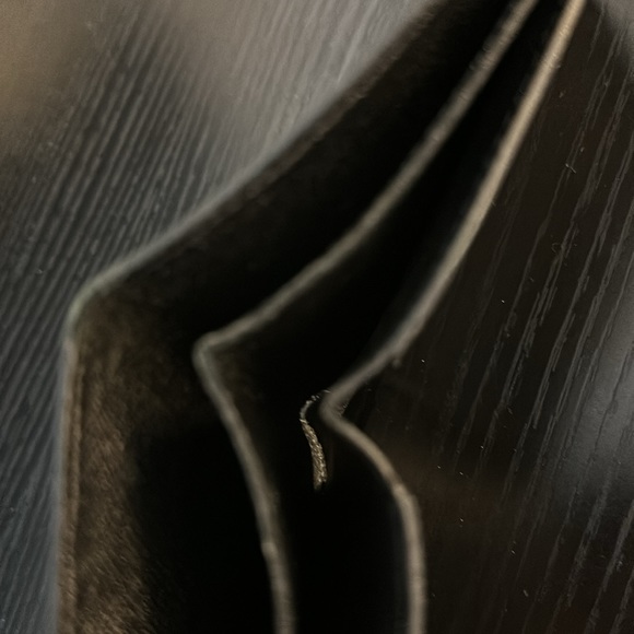 Louis Vuitton Vintage Black Taiga Leather Slim Wallet - Picture 8 of 12